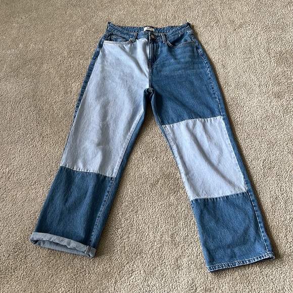 Forever 21 90s baggy Denim W/ Patchwork Detail | Size 29 - Picture 7 of 9